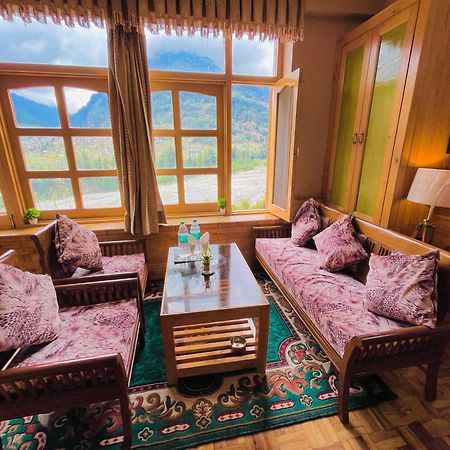 Snow Clad Riverview Hotel & Resort, Manali Екстер'єр фото