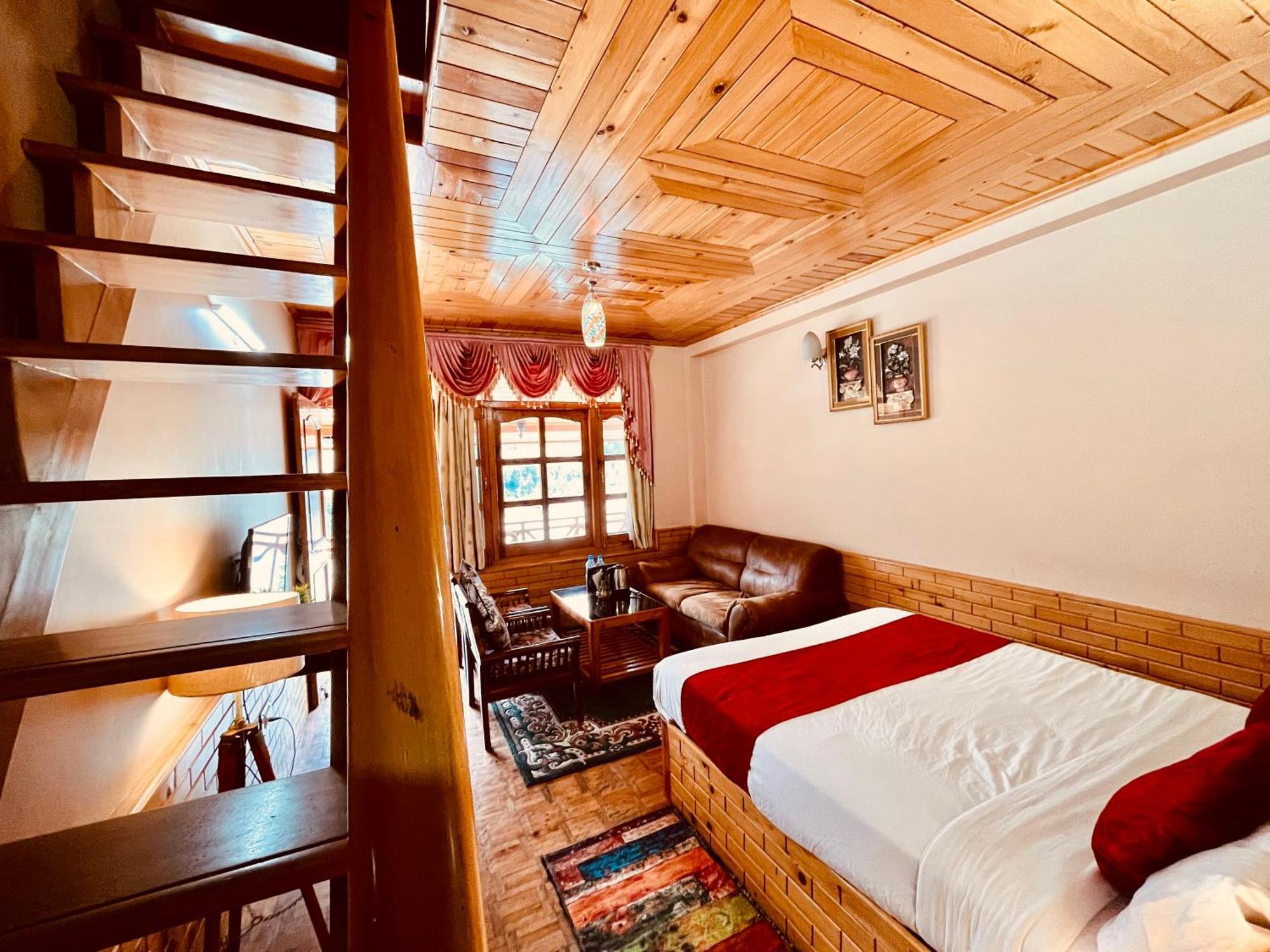 Snow Clad Riverview Hotel & Resort, Manali Екстер'єр фото