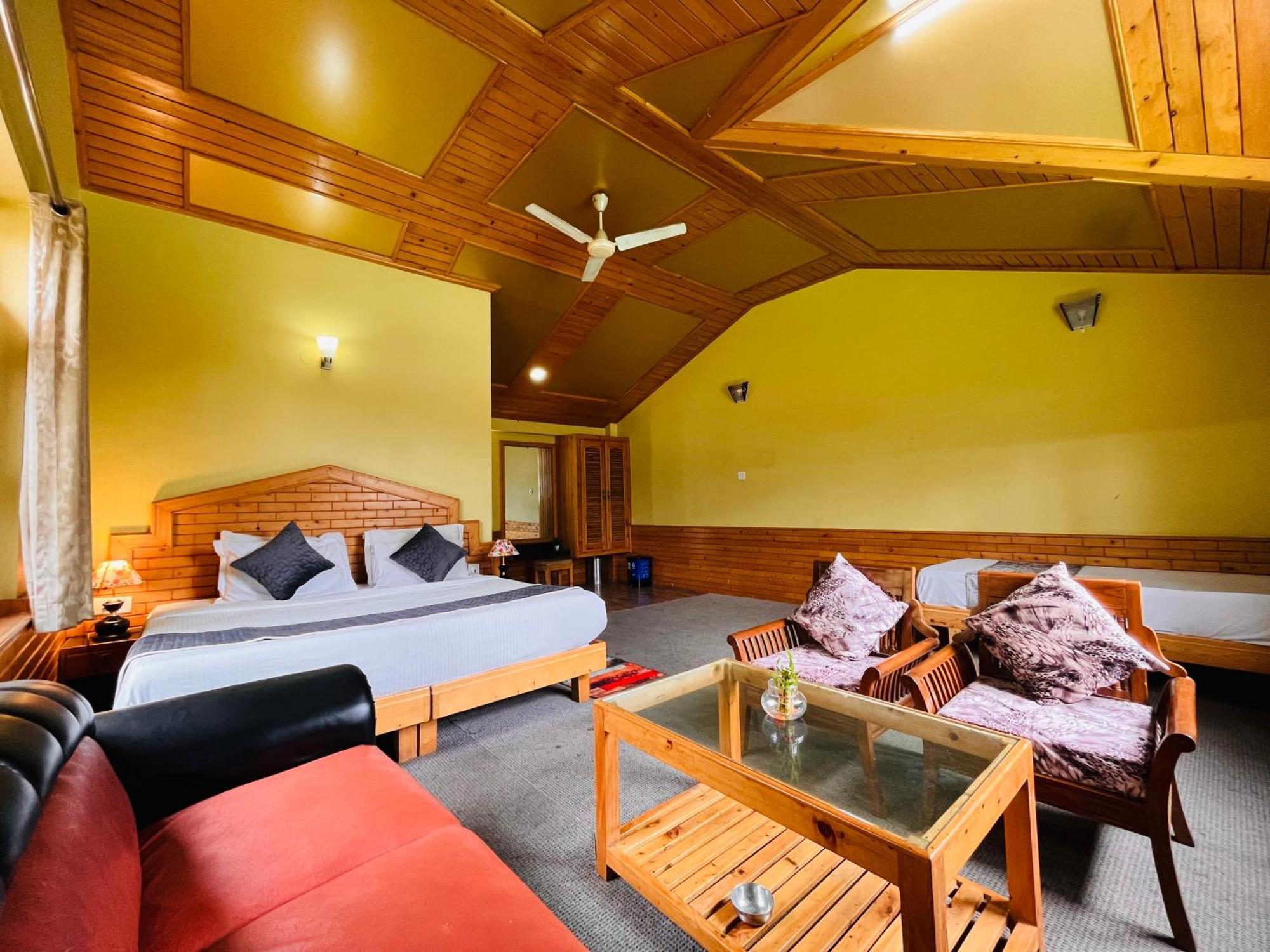 Snow Clad Riverview Hotel & Resort, Manali Екстер'єр фото