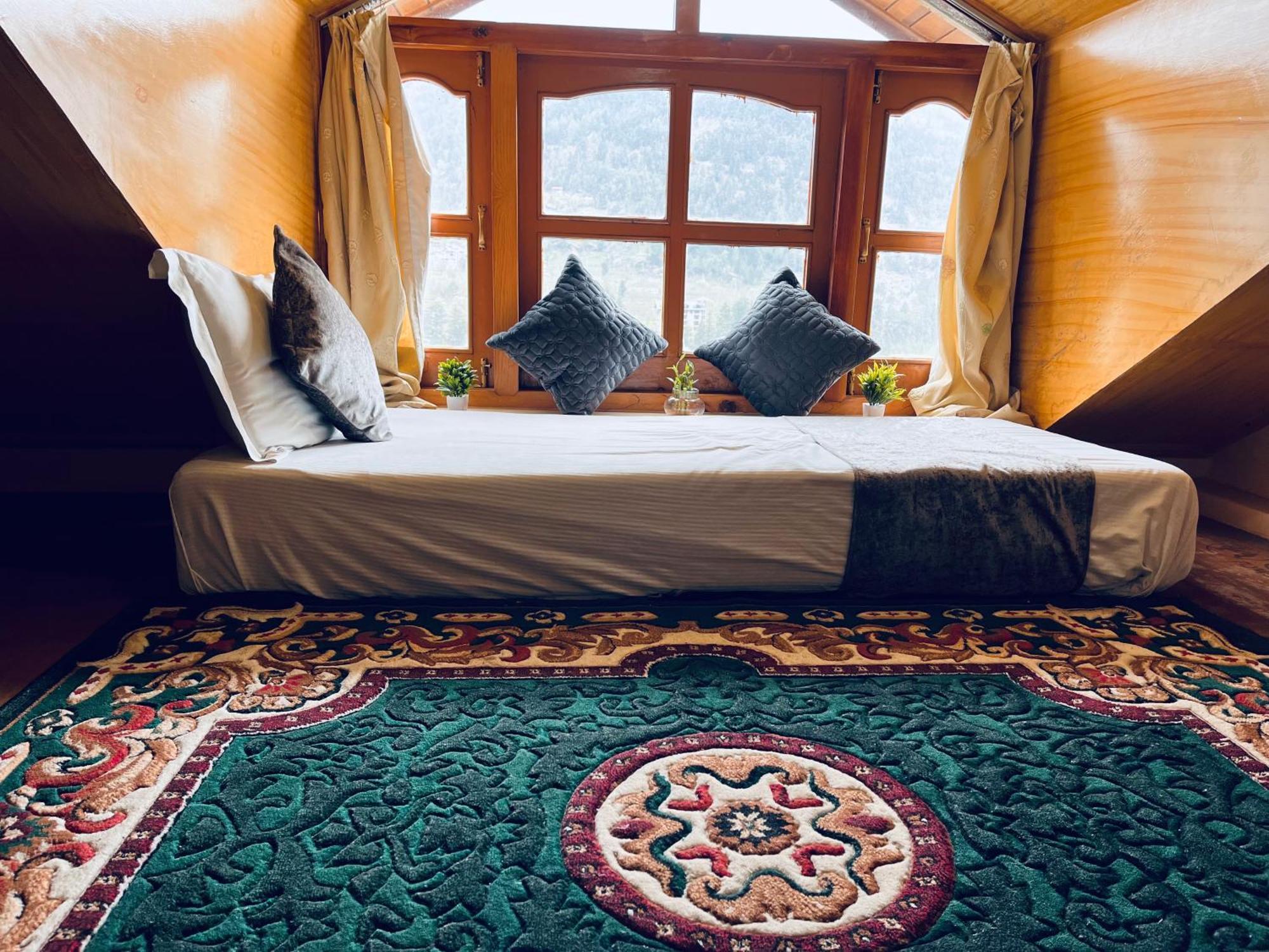 Snow Clad Riverview Hotel & Resort, Manali Екстер'єр фото